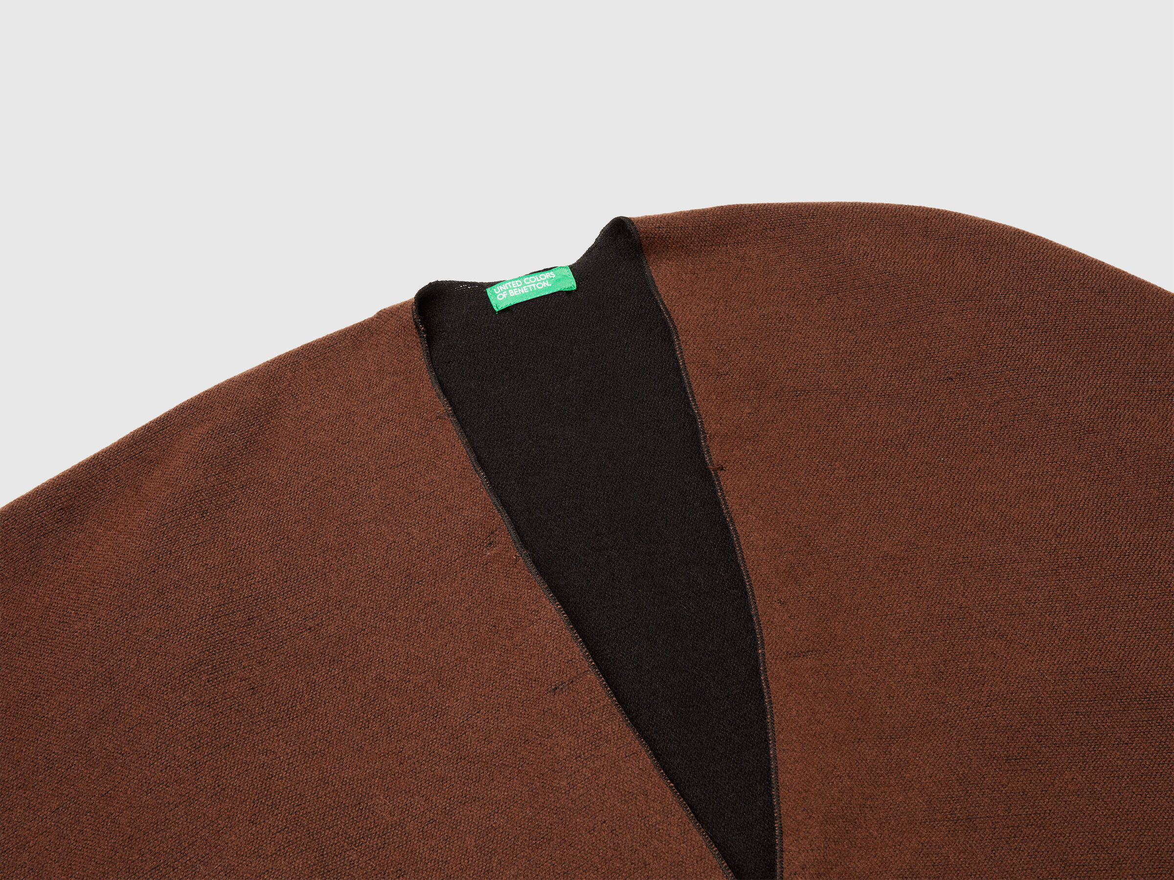 CAPE Women image number 3